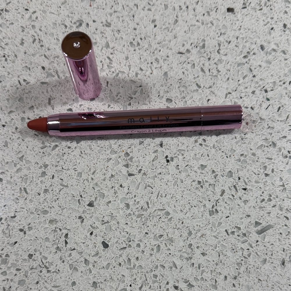 Mally Beauty Lip Crayon - heroine